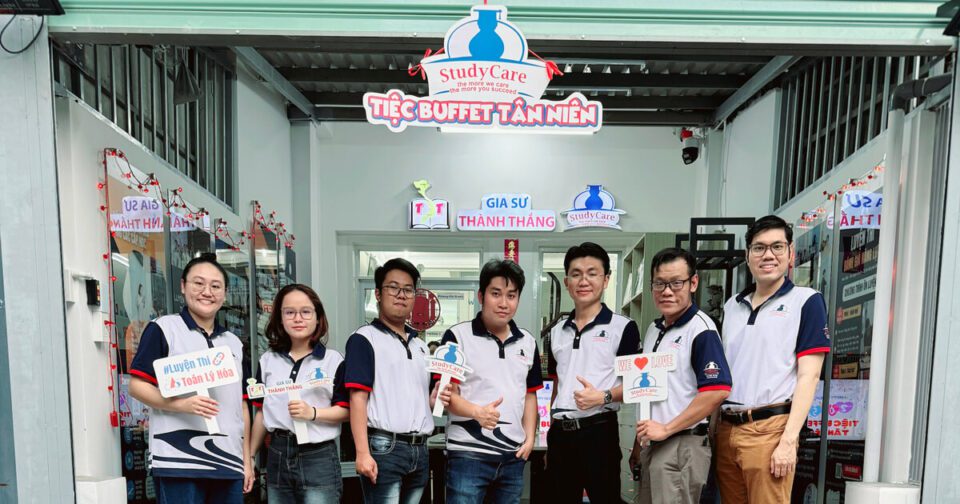 Buffet Tân niên 2025: Rộn ràng đón năm mới cùng học sinh StudyCare Education